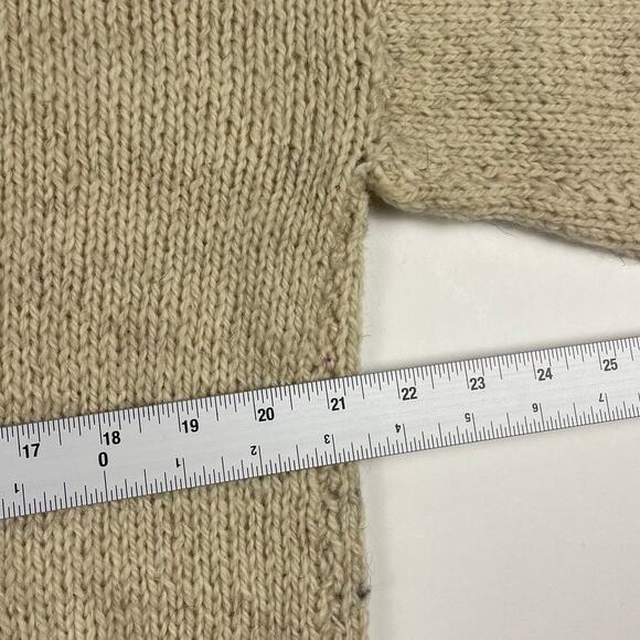 Vintage Cowichan Tribal Native American Hand Knit Cream Wool Sweater Size Medium - Picture 7 of 8